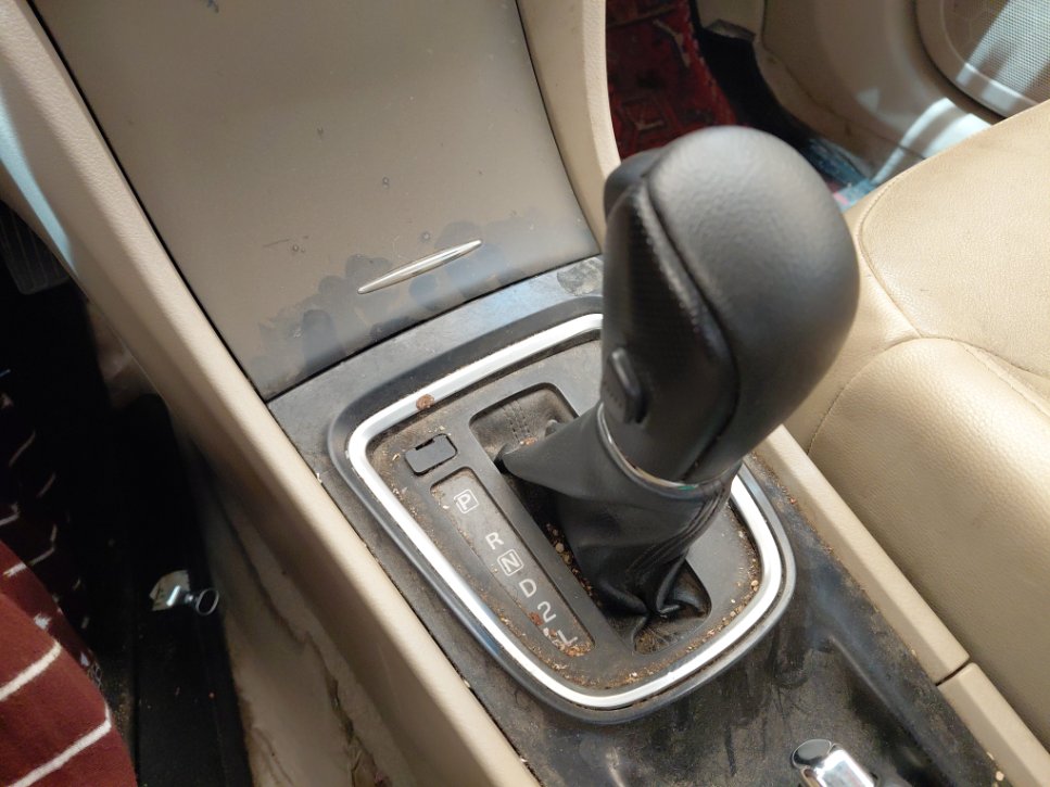Suzuki Ciaz GLX 2024 image