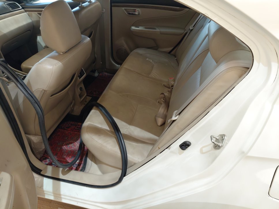 Suzuki Ciaz GLX 2024 image