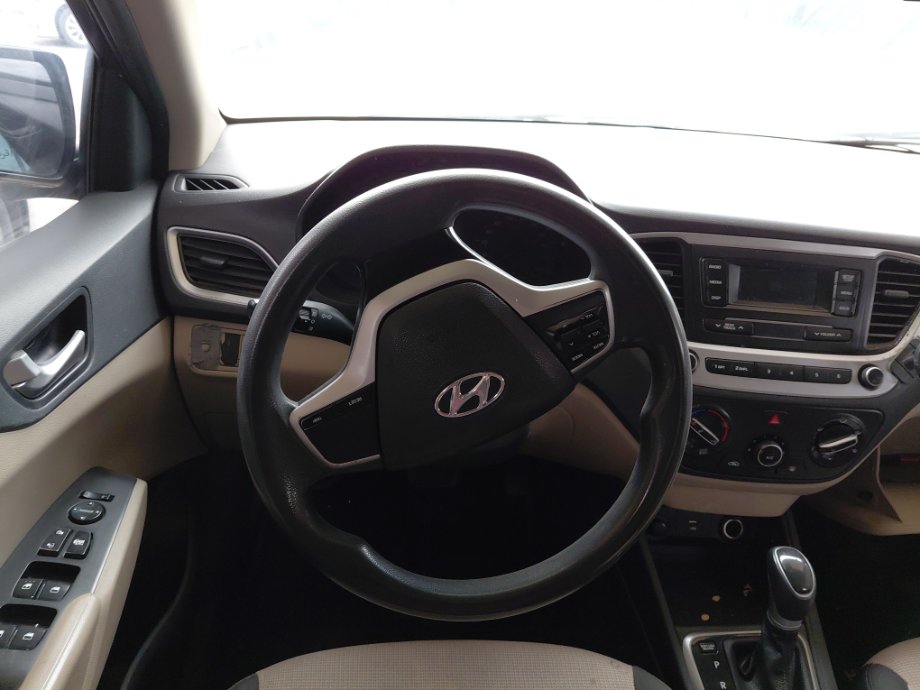 Hyundai Accent سمارت 2021 image