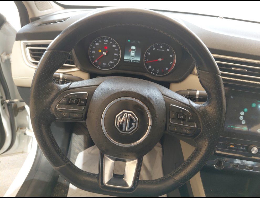 MG 5  2023 image
