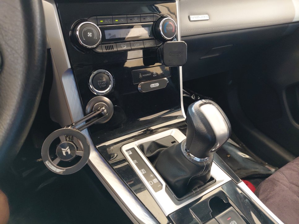 Toyota VELOZ GLX  2024 image