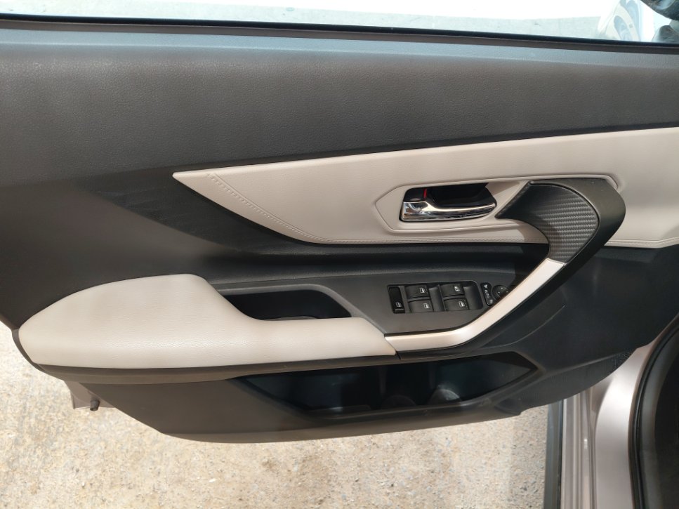 Toyota VELOZ GLX  2024 image