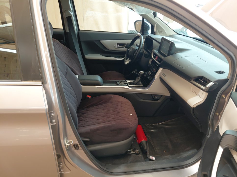Toyota VELOZ GLX  2024 image