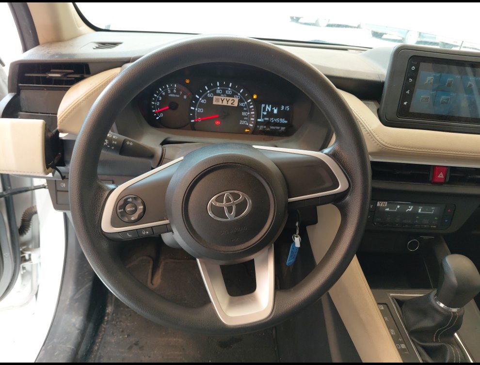 Toyota Yaris Y 2023 image