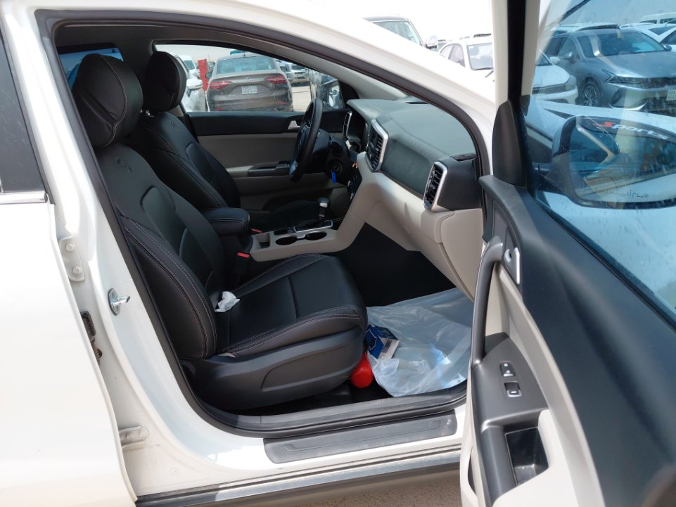 كيا سبورتاج QLE LX 4WD 2022 image