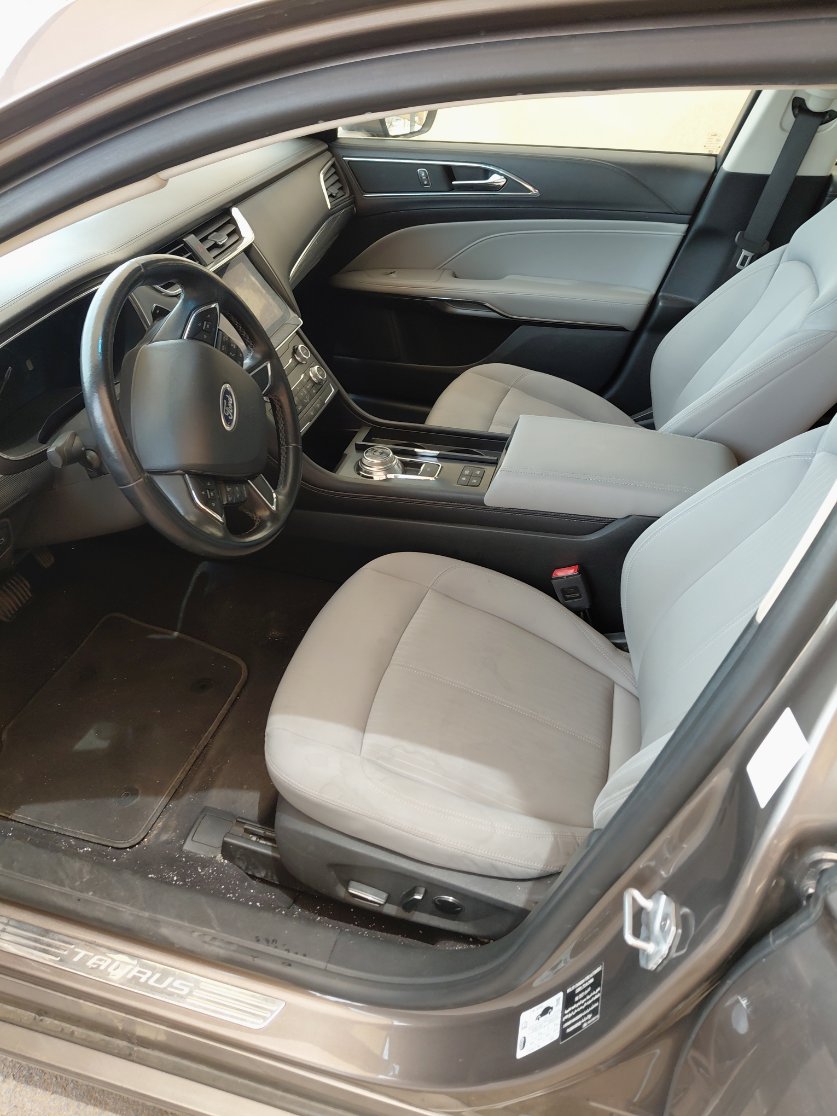 Ford Taurus FLEET 2022 image