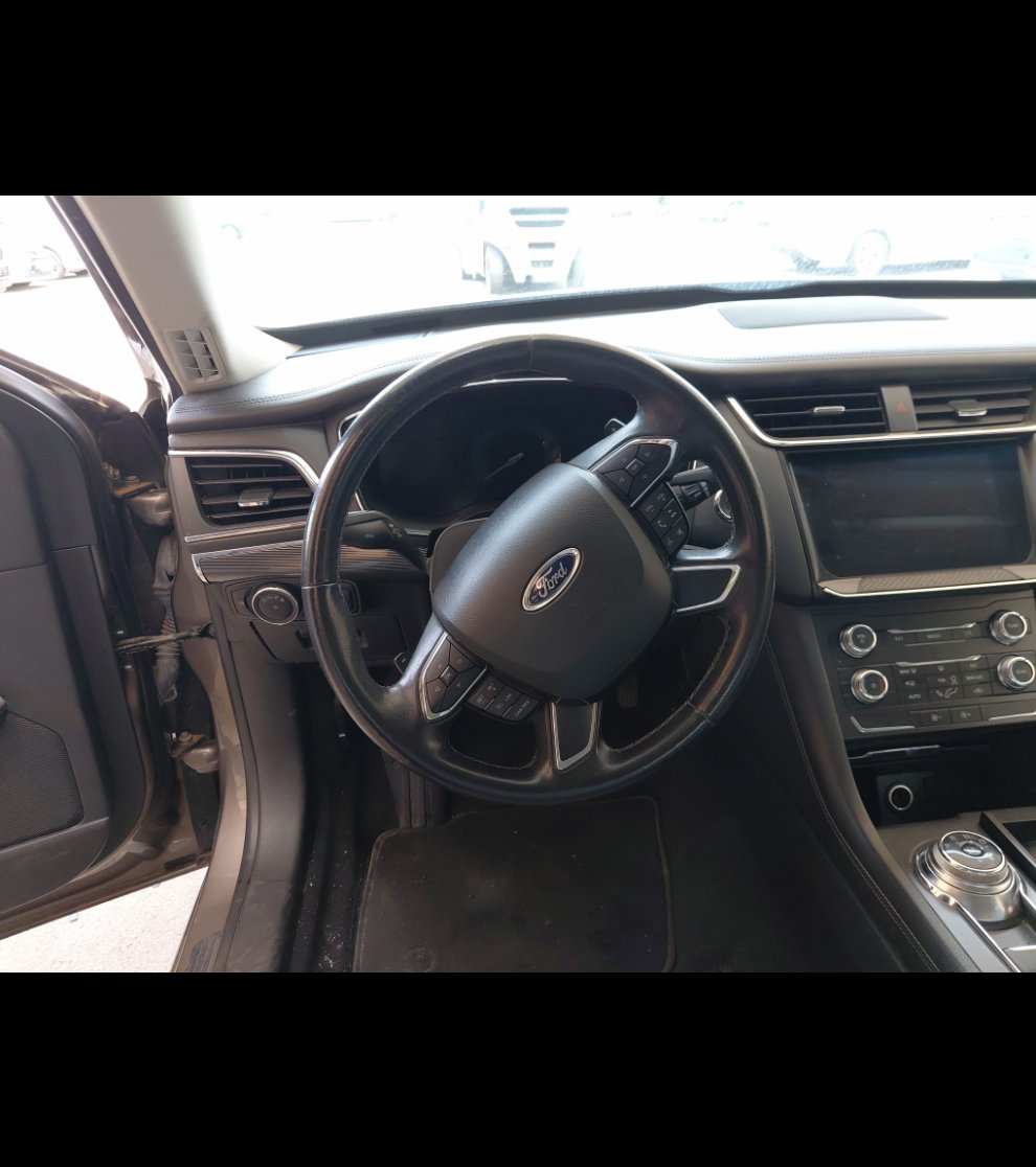 Ford Taurus FLEET 2022 image