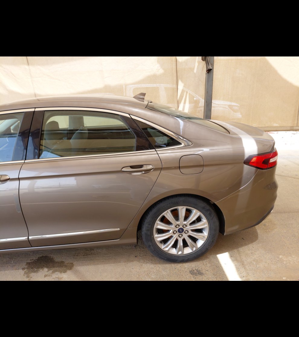 Ford Taurus FLEET 2022 image