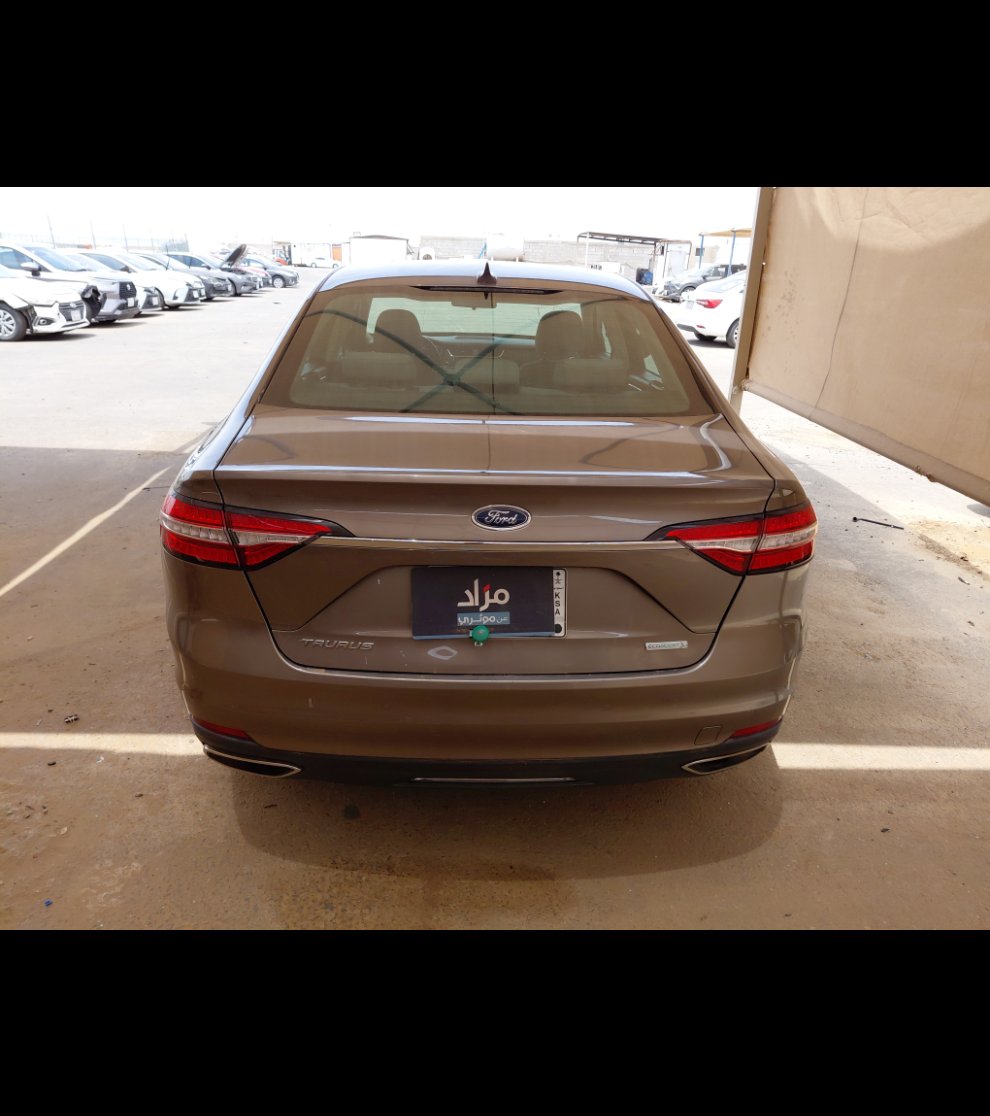 Ford Taurus FLEET 2022 image