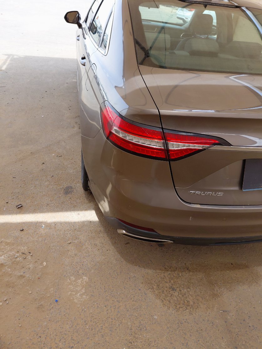 Ford Taurus FLEET 2022 image