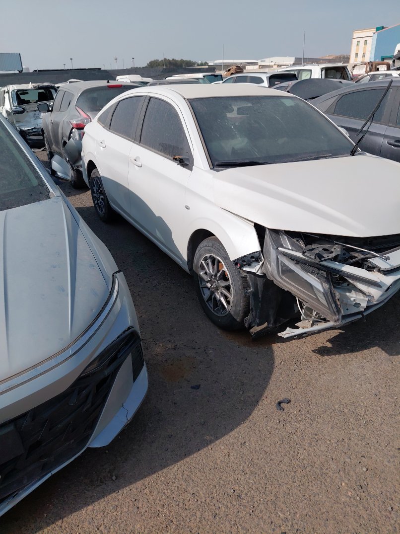 تويوتا يارس  2023 image