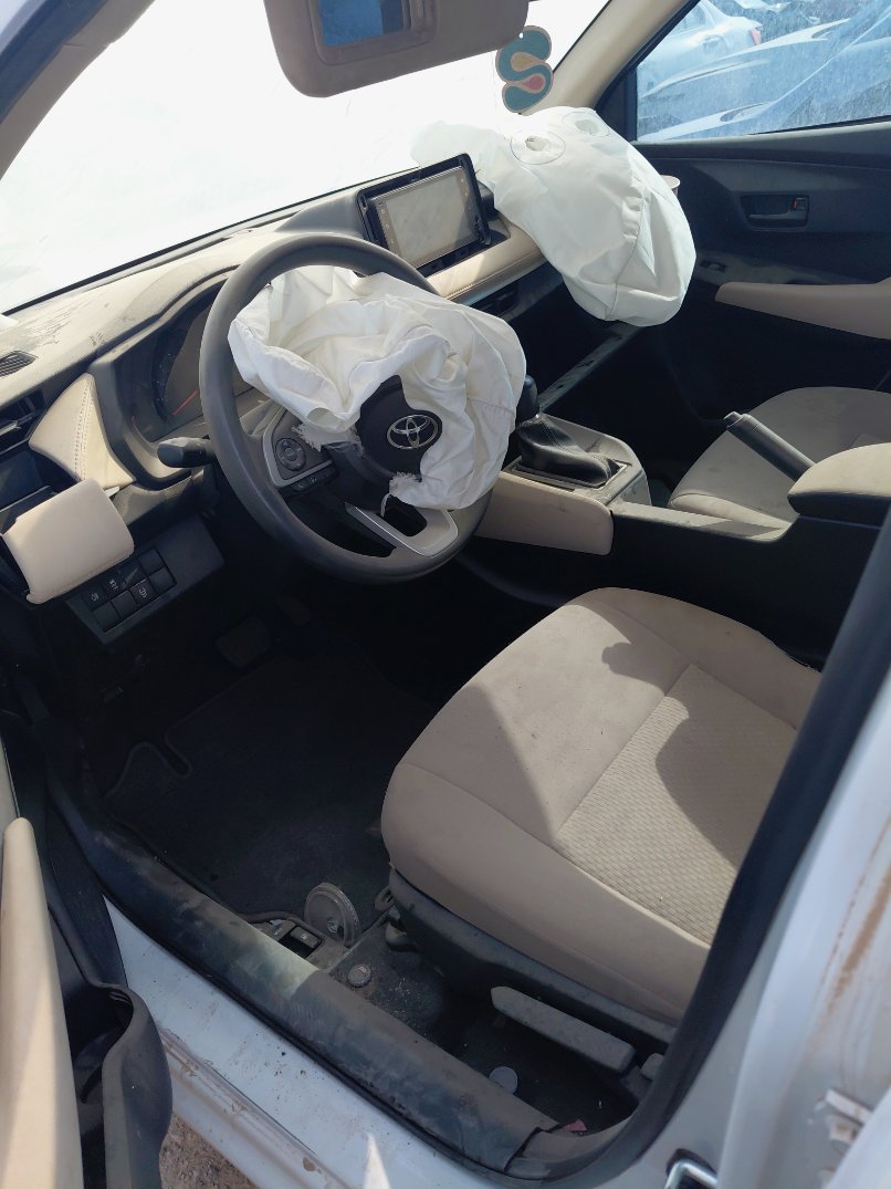 تويوتا يارس  2023 image