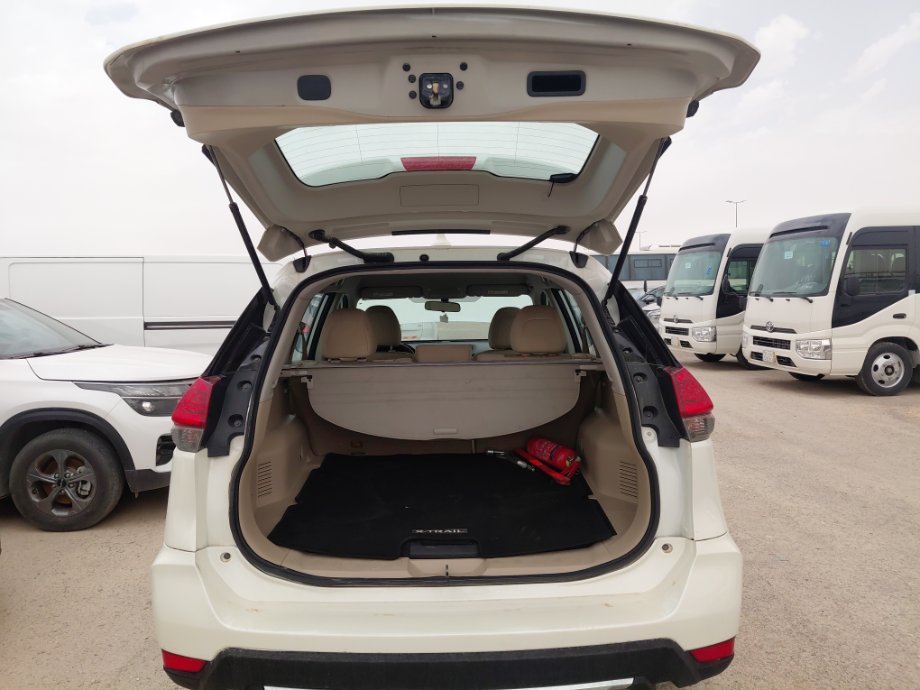 Nissan X-Trail  2021 image