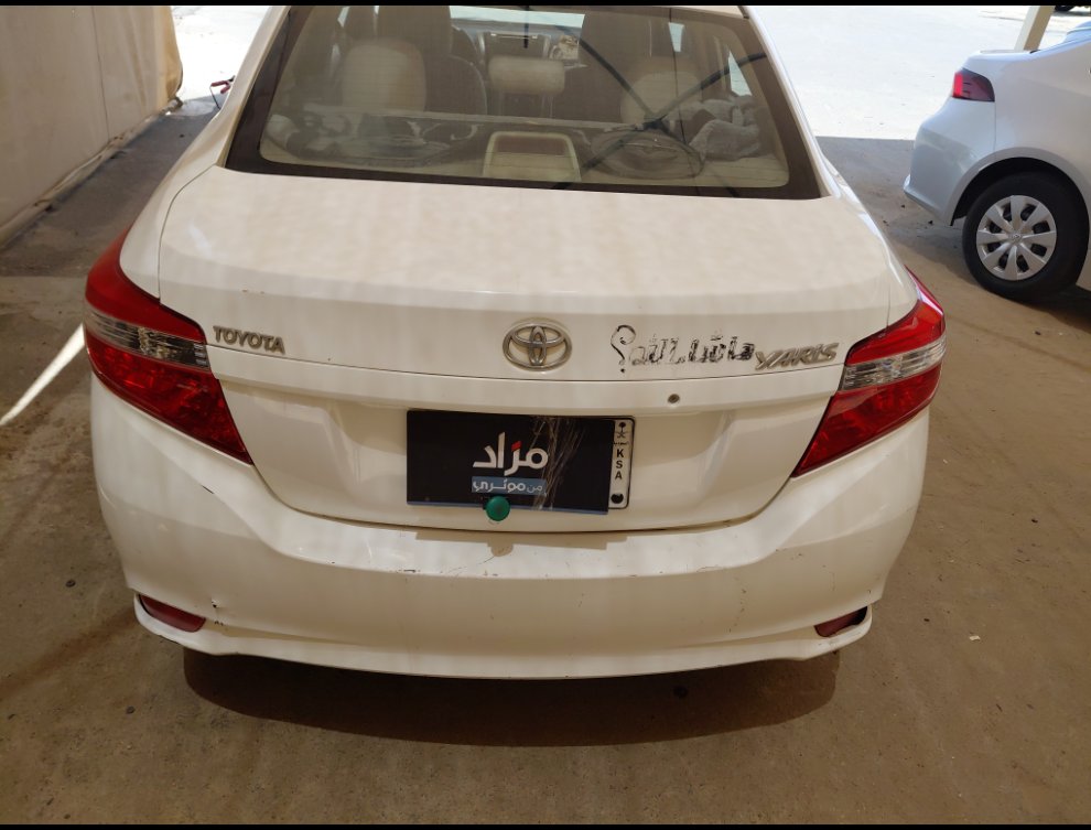 تويوتا يارس اساسي 2016 image