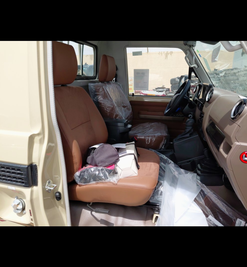 تويوتا لاند كروزر LC 70 SDLX - 4X4 - 2025 image