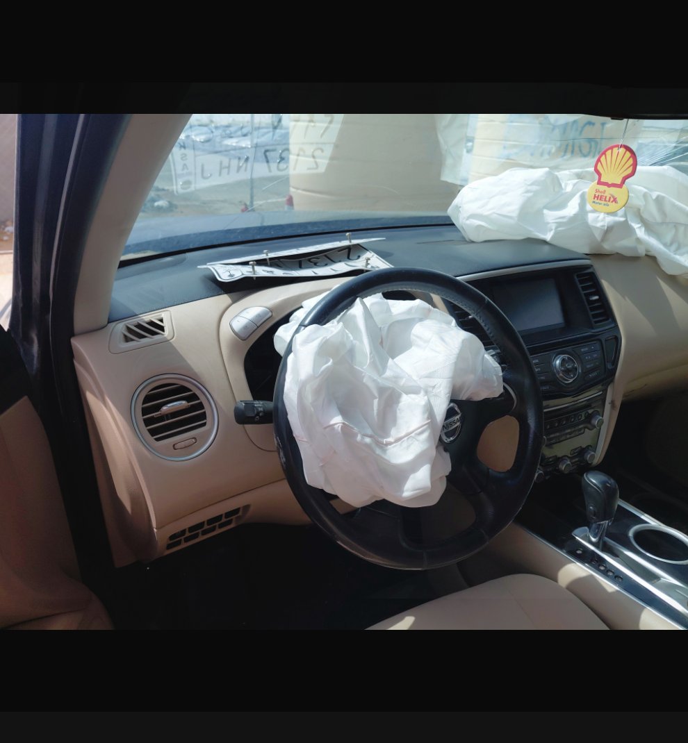 Nissan Pathfinder  2016 image
