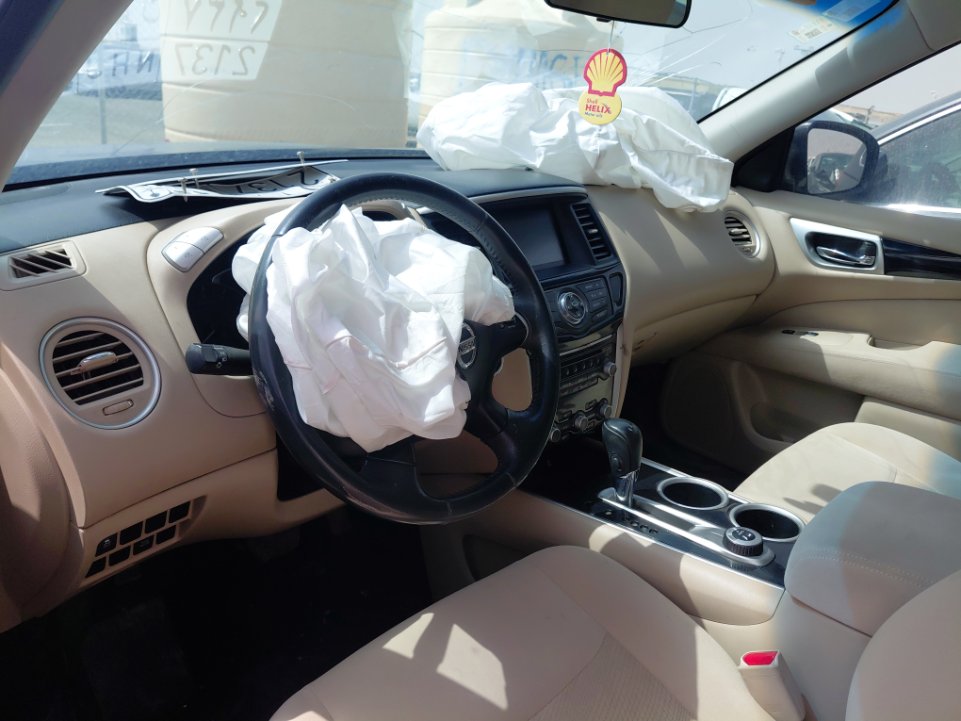 Nissan Pathfinder  2016 image