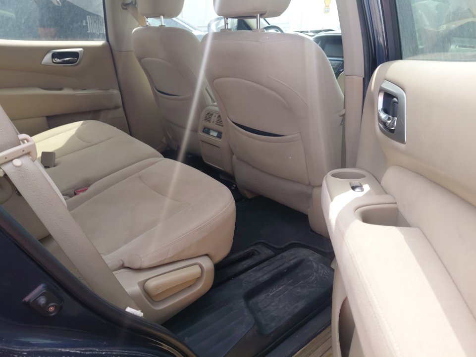 Nissan Pathfinder  2016 image