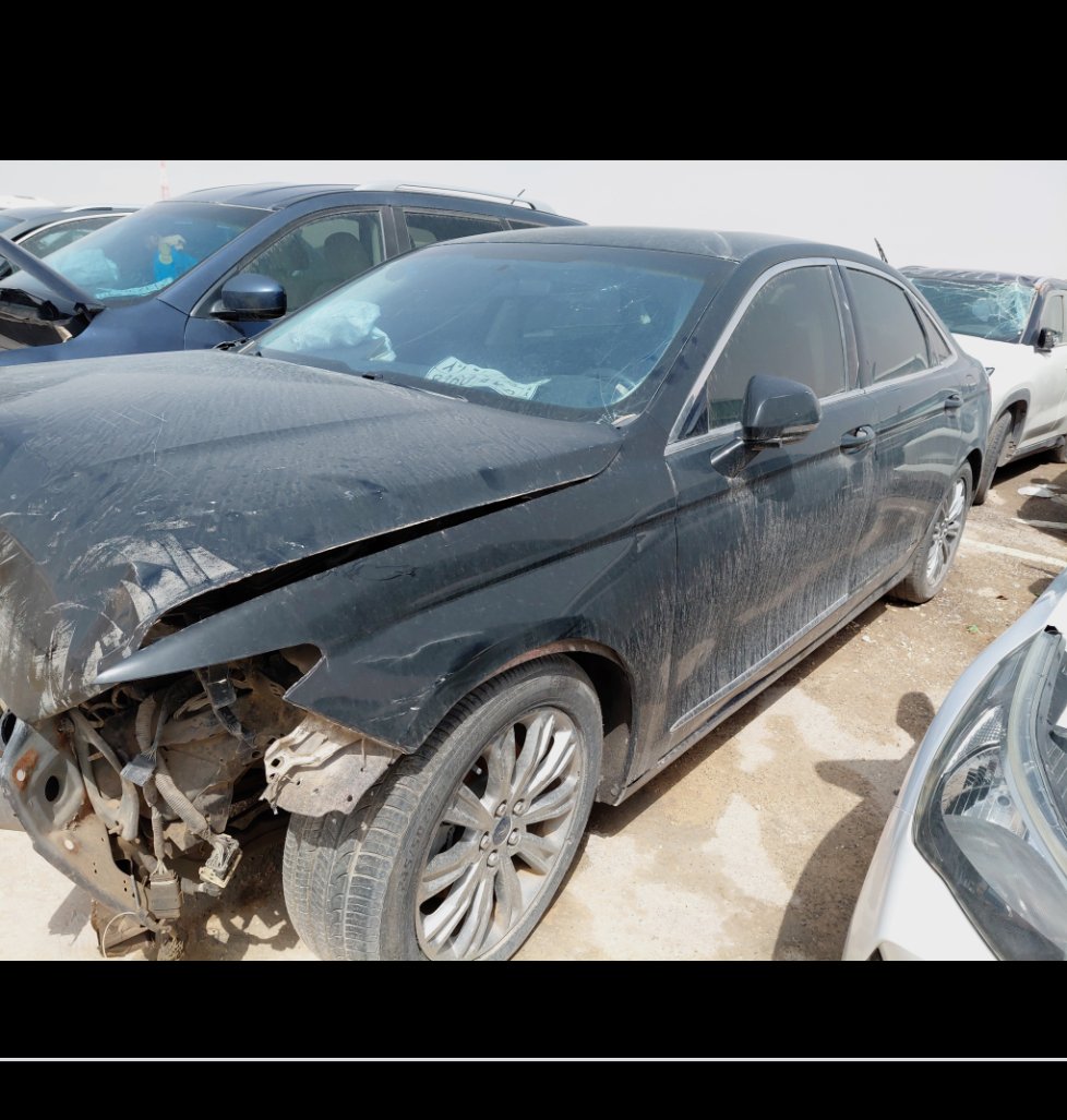Ford Taurus  2021 image