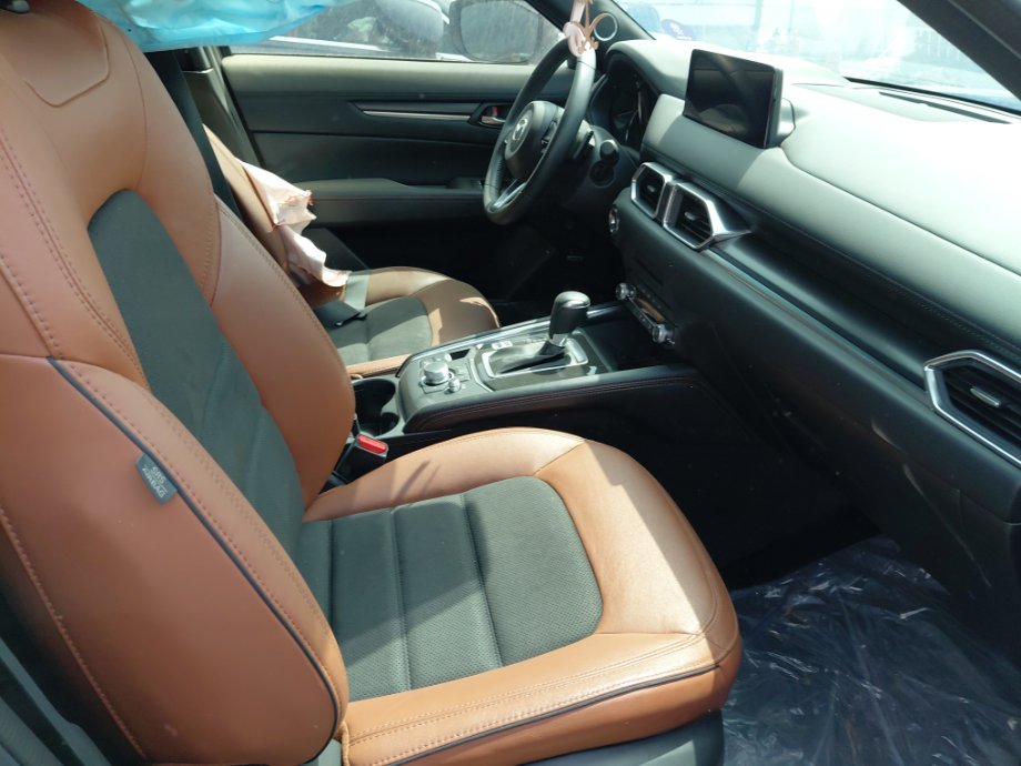 Mazda CX5  2024 image