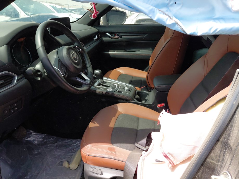 Mazda CX5  2024 image