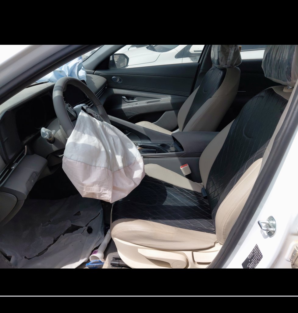 Hyundai Elantra  2022 image