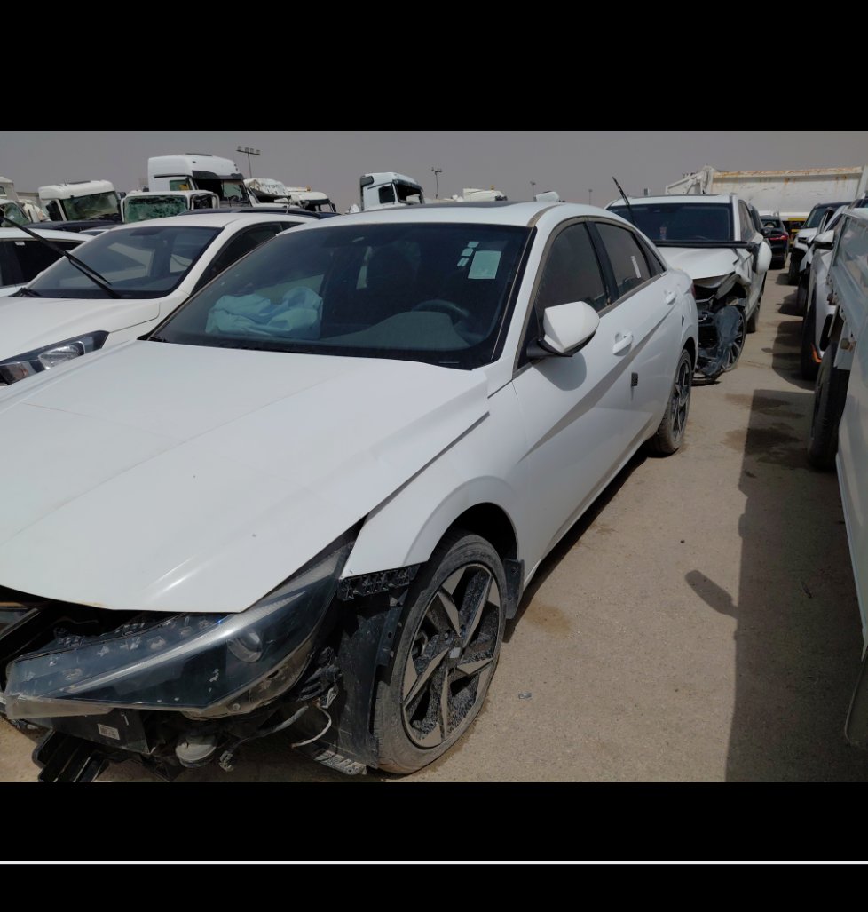 Hyundai Elantra  2022 image