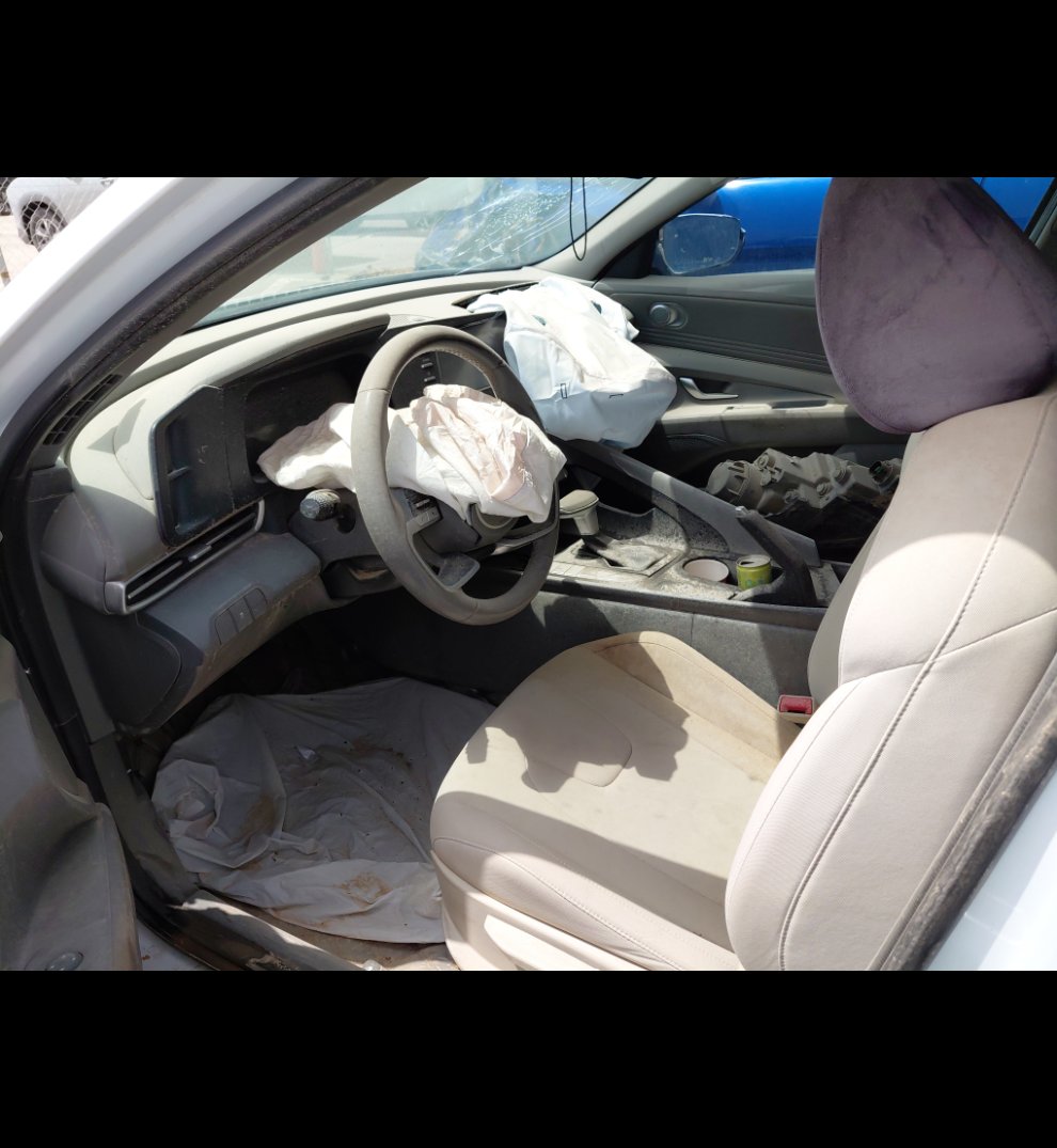 Hyundai Elantra  2024 image