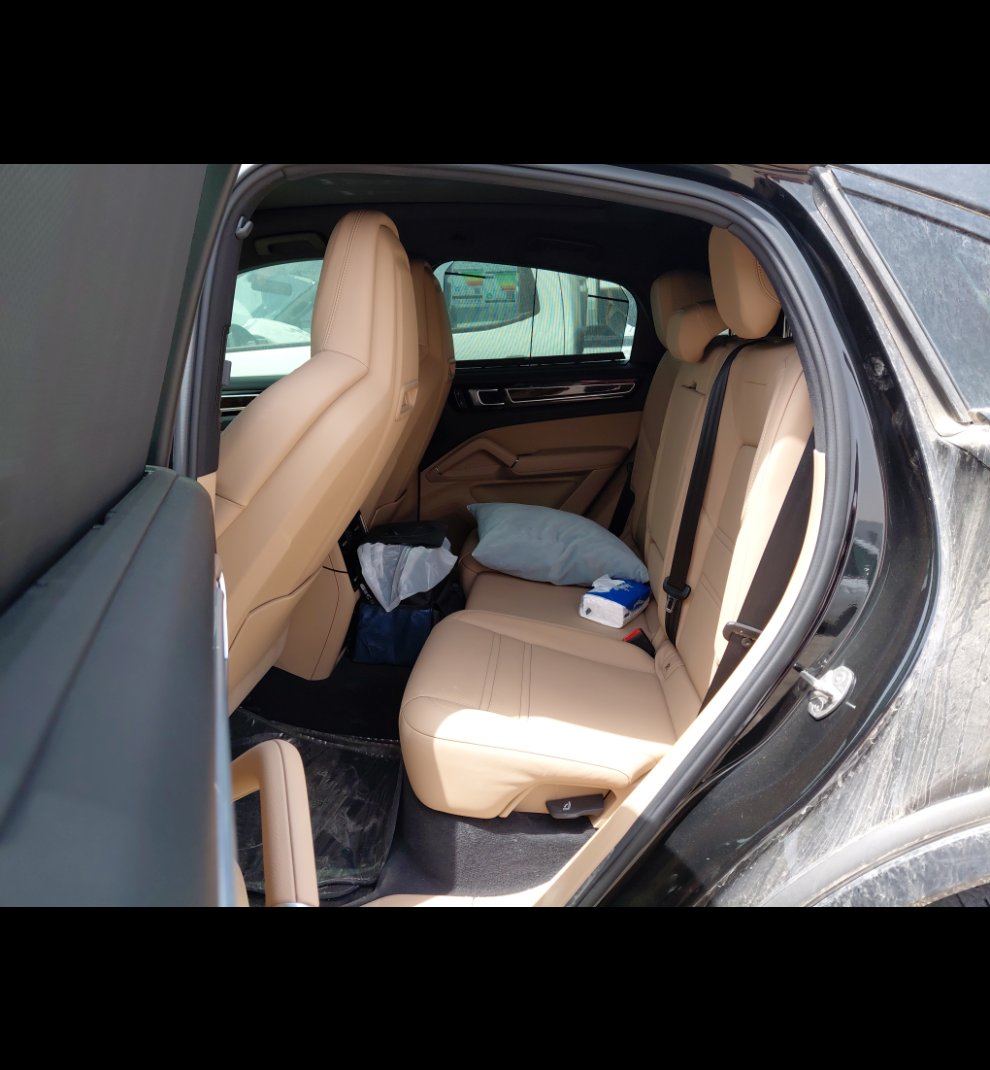 Porsche Cayman  2023 image