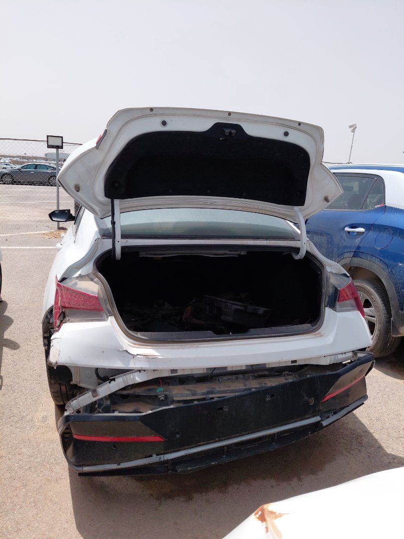 Hyundai Elantra  2024 image