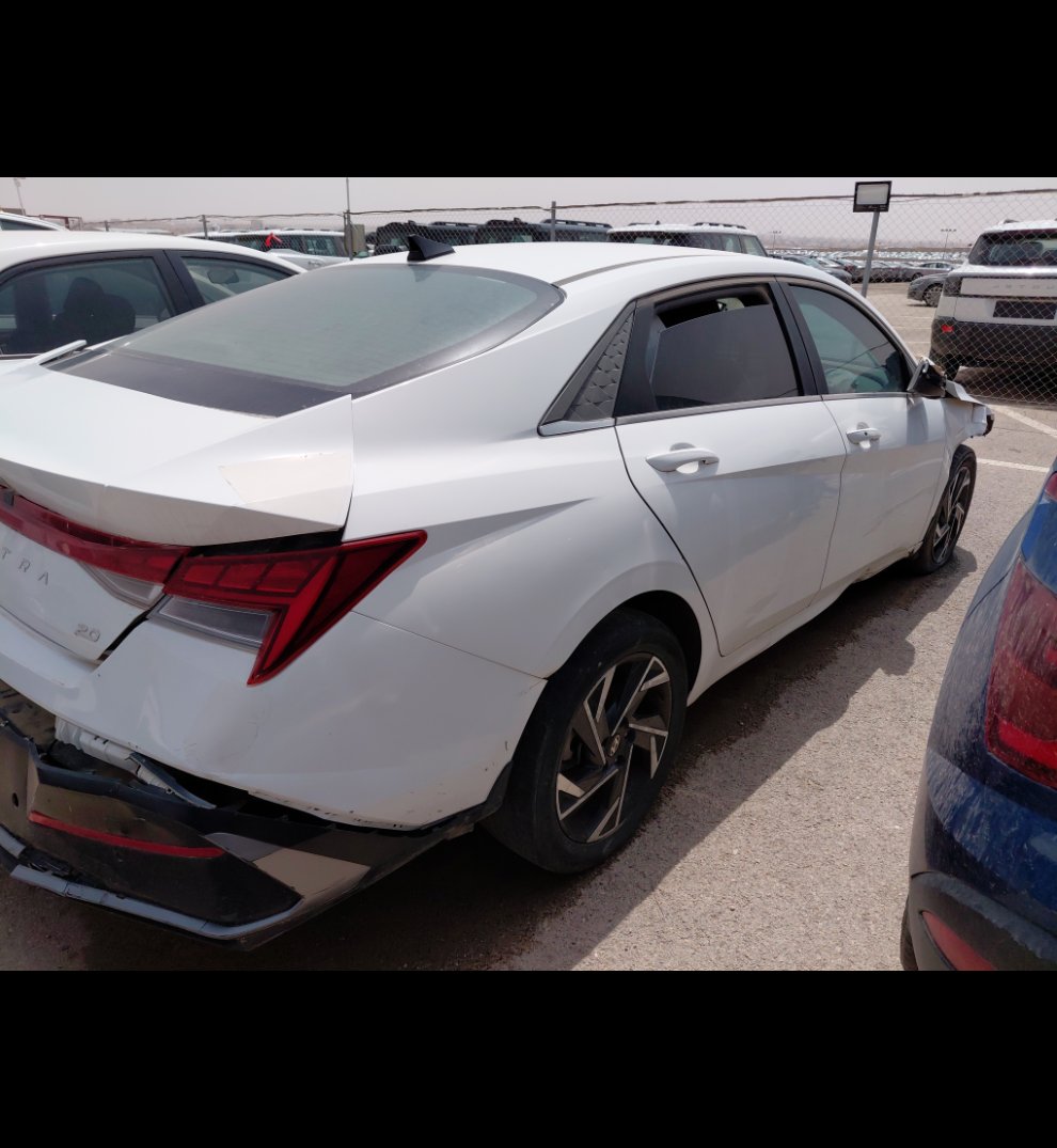 Hyundai Elantra  2024 image