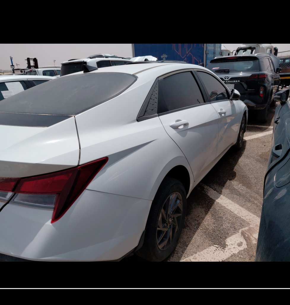 Hyundai Elantra  2024 image
