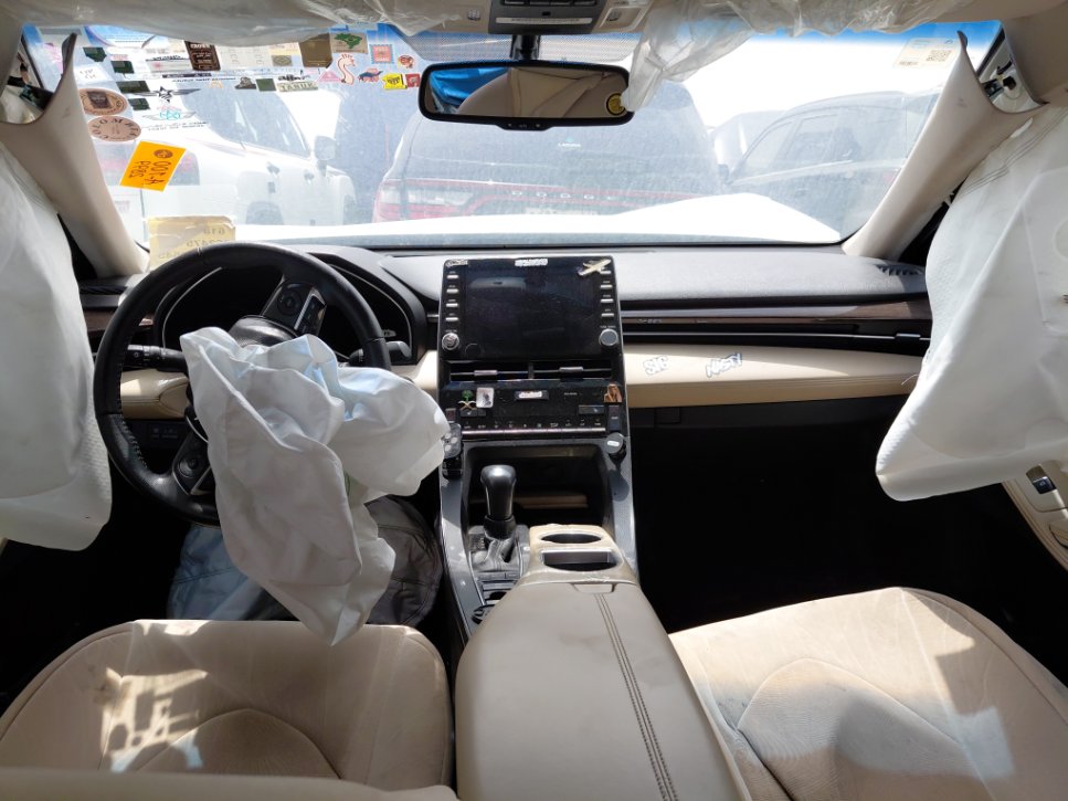 Toyota Avalon  2022 image