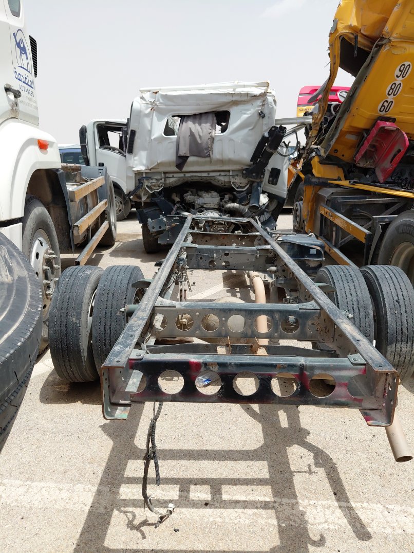 Isuzu Reward NP  2023 image
