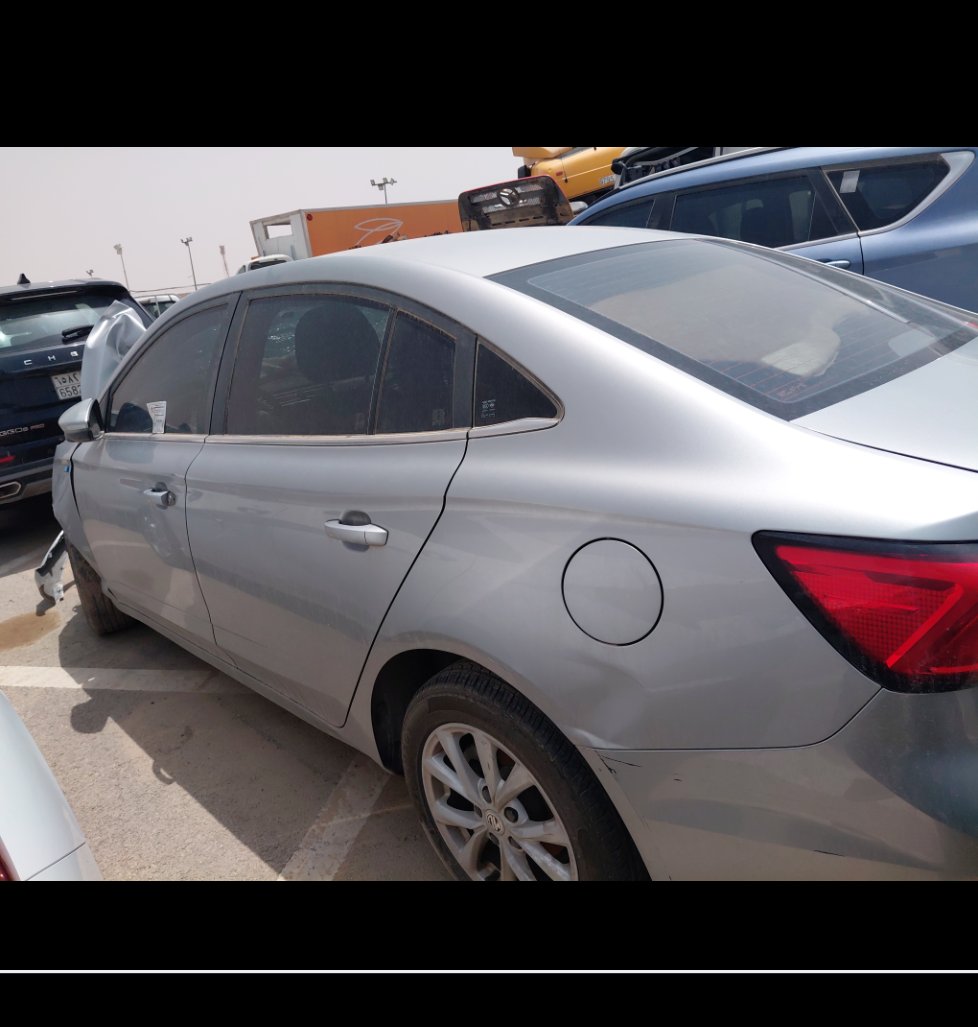 إم جي 5  2023 image