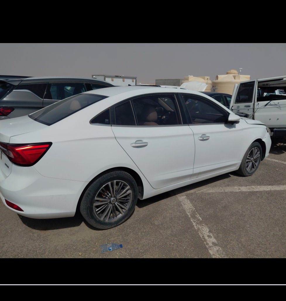 إم جي 5  2022 image