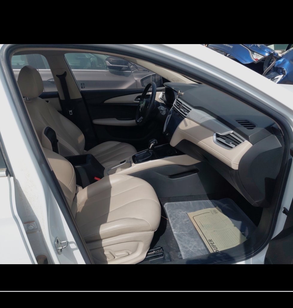 إم جي 5  2022 image