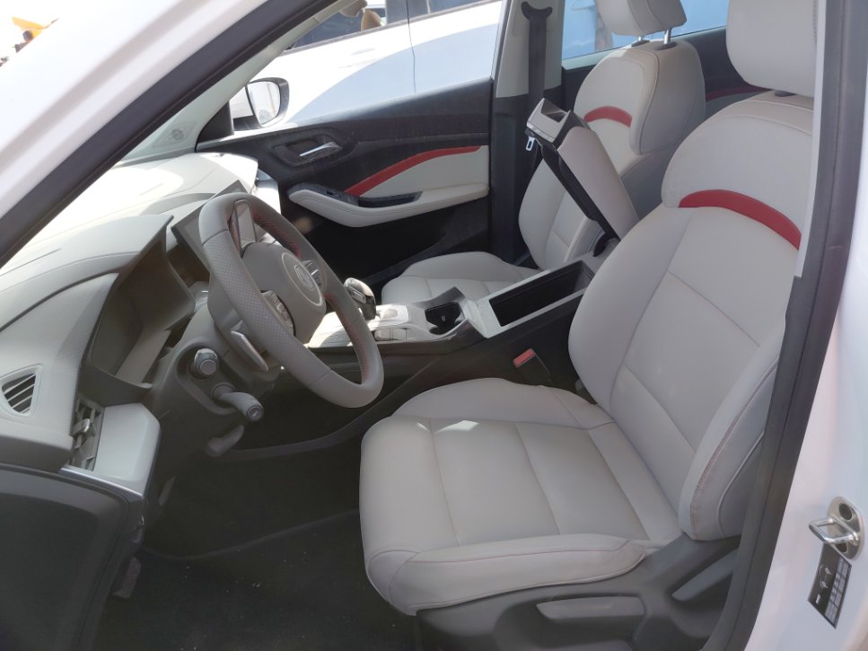 إم جي GT  2024 image