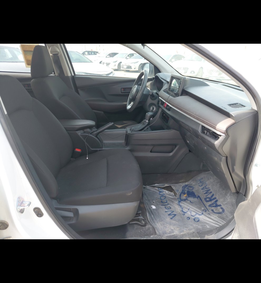 تويوتا يارس Y 2024 image