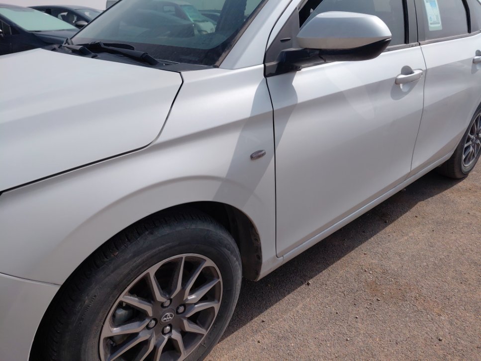 تويوتا يارس Y 2024 image