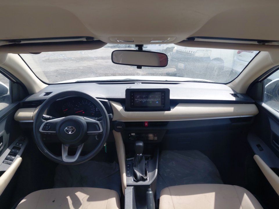 تويوتا يارس Y 2024 image