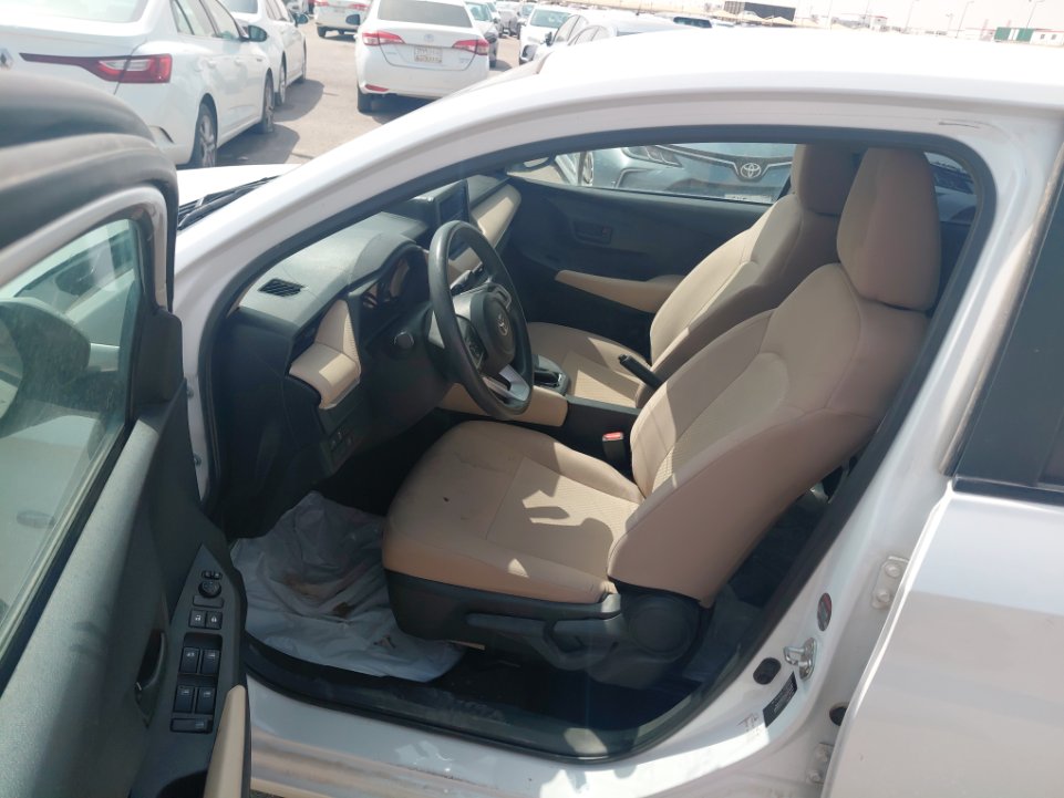 تويوتا يارس Y 2024 image