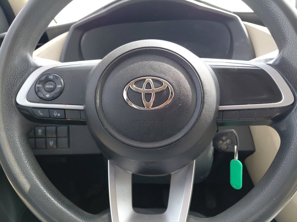 تويوتا يارس Y 2024 image