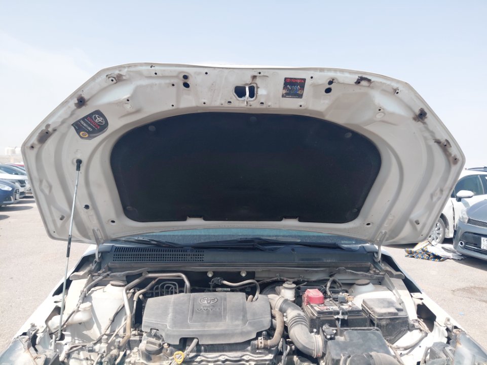 تويوتا يارس Y 2024 image