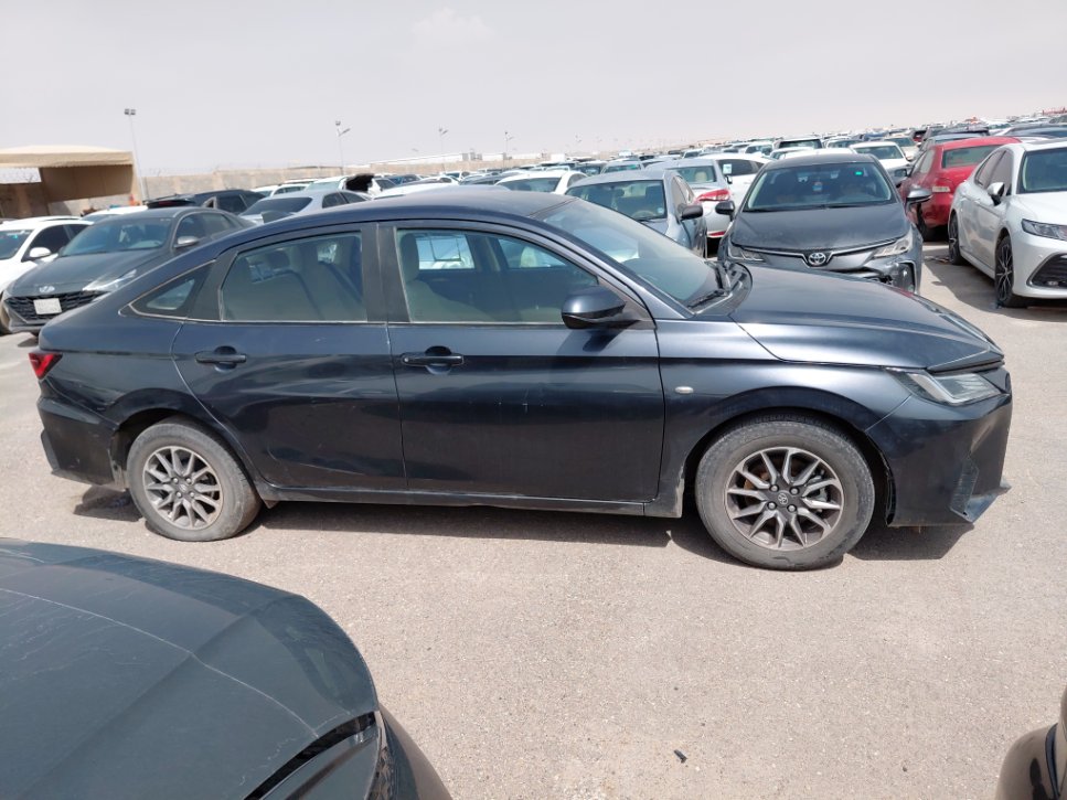 تويوتا يارس Y 2024 image