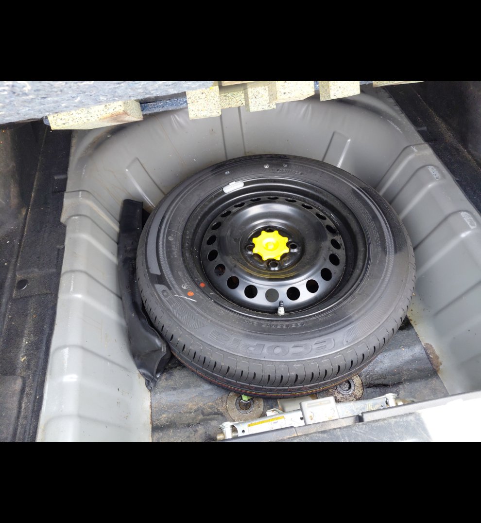 تويوتا يارس Y 2024 image