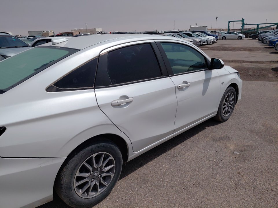 تويوتا يارس Y 2024 image