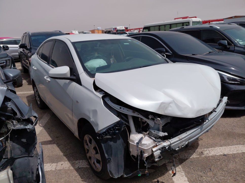 تويوتا يارس  2021 image