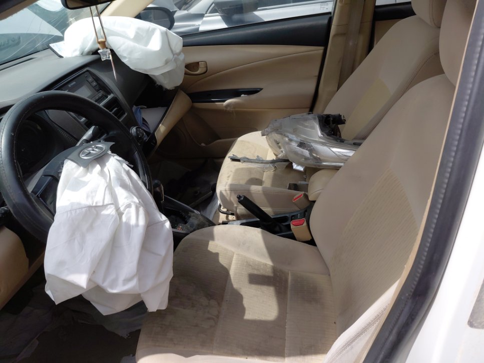 تويوتا يارس  2021 image