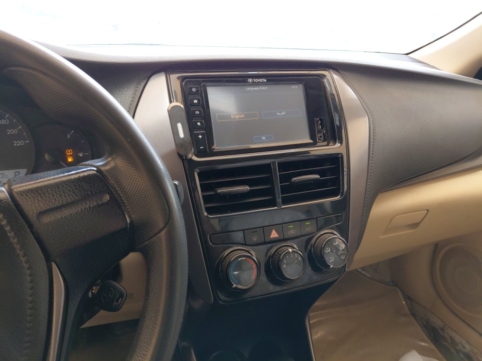 Toyota Yaris Y 2022 image